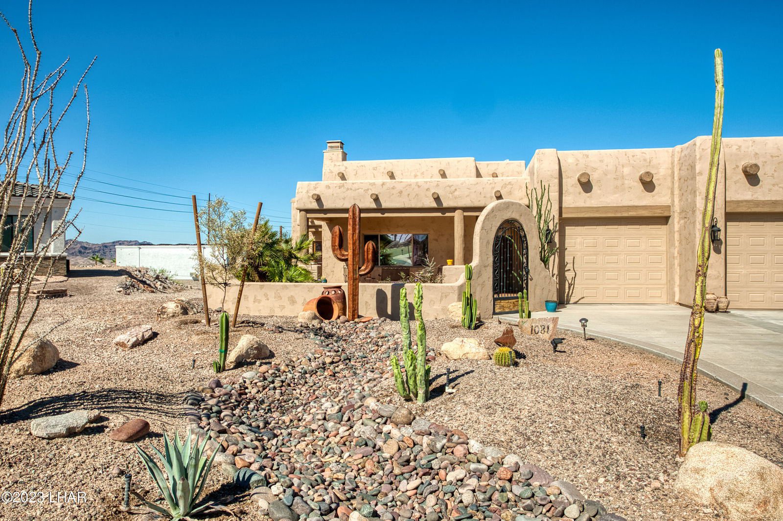 1081 Regency Dr, Lake Havasu City MLS 1027287 »» Call/Text