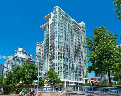 1077 Marinaside Crescent Unit 1807, Vancouver