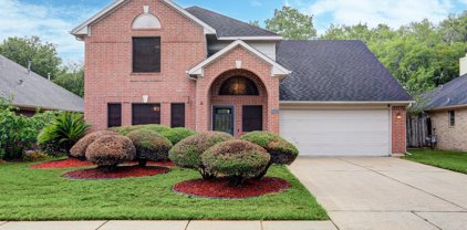 1013 Chesterwood Drive, Pearland