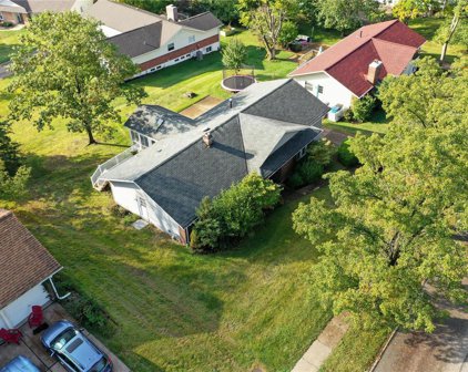410 Glenmeadow  Drive, Ballwin