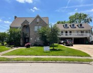 3434 Southmore Boulevard, Houston image
