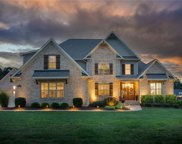 7503 Skippers Trace, Oak Ridge image