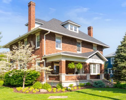 1107 N Main Street, Rushville