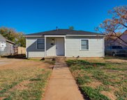 305 Temple Avenue, Lubbock image