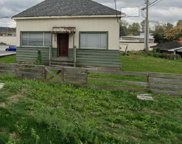 458 Rousseau Street, New Westminster image