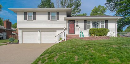 6808 N Flora Avenue, Gladstone