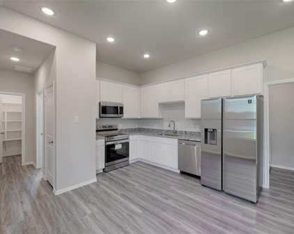 9596 Darkwood Street, Willis