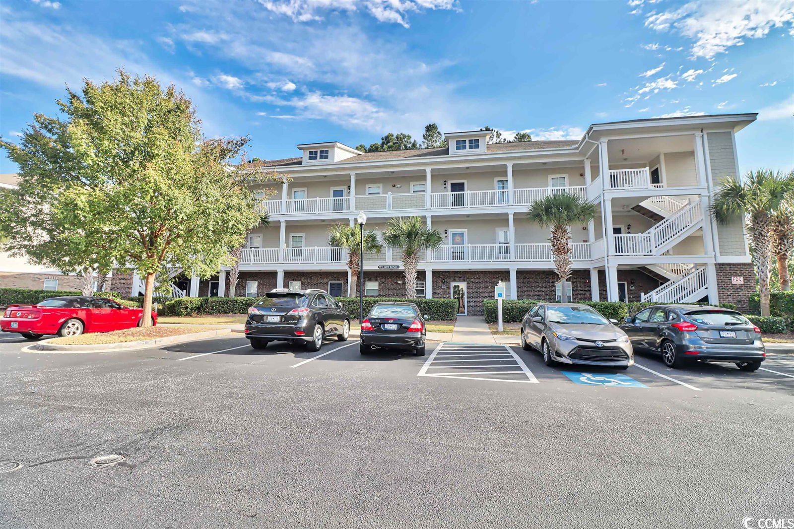 MLS 2222022 Willow Bend Barefoot NMB 6253 Catalina Dr. Unit 122