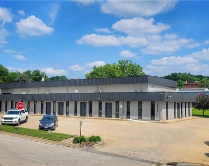 5040 Antioch Road, Merriam