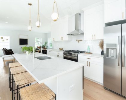239 Boyden Ave 2, Maplewood Twp.