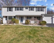 5 Northern Road, Hartsdale image