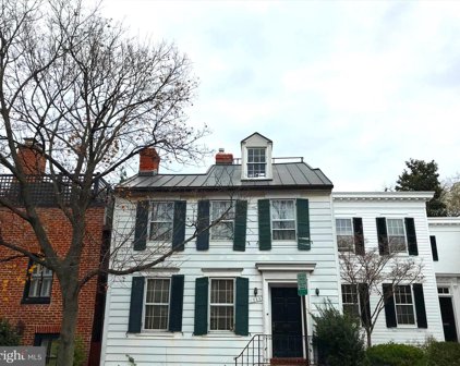 1245 Nw 34th St Nw, Washington