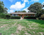 8416 Stonewall   Drive, Vienna image