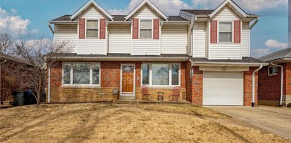 5847 Holly Hills  Avenue, St Louis