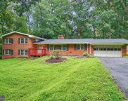 2425 Hunter Mill   Road, Vienna image