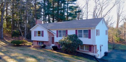 335 Turnpike Road, Somers
