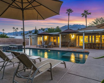 574 N Chiquita Circle, Palm Springs