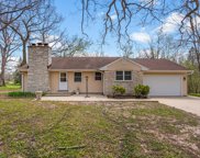 S82W13001 Acker Dr, Muskego image