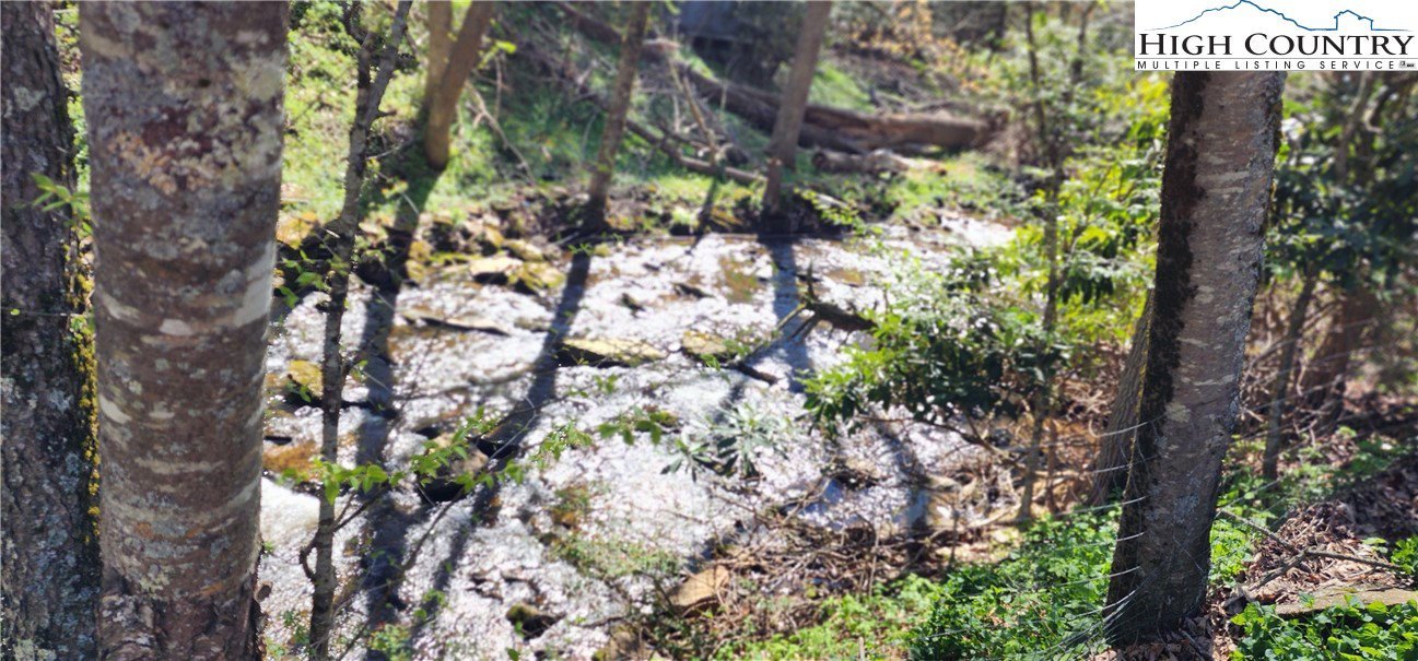 3395 Howards Creek Road, Boone, 28607