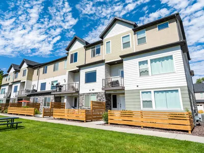 The Commons townhomes in Pleasant Grove