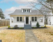 15 Fairmount   Avenue, Laurel Springs image