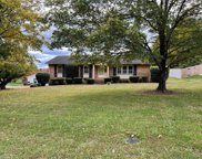 6910 Kenbridge Drive, Clemmons image