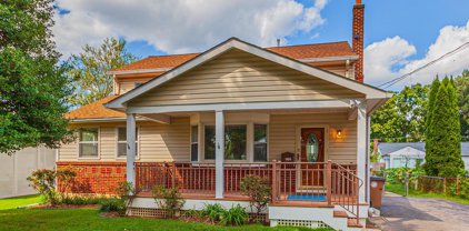 1104 Scott Ave, Rockville