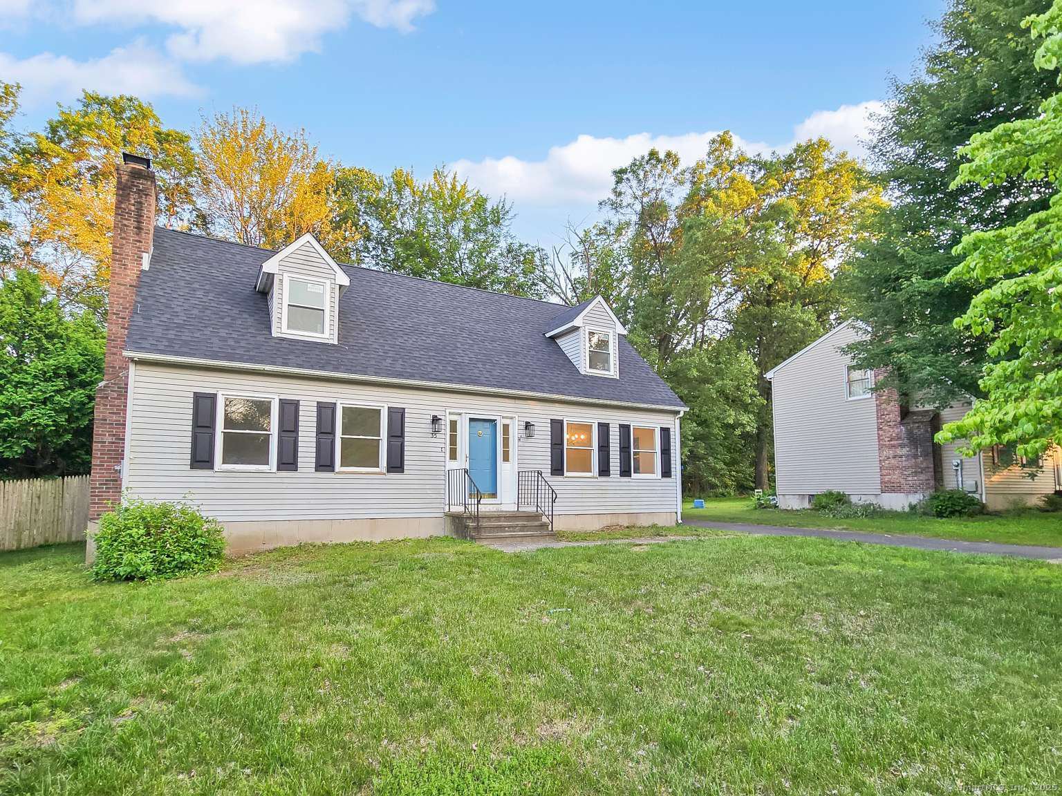 35 Dewey, Windsor, Windsor, 06095