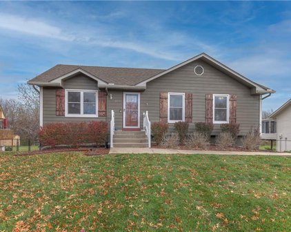 809 S Park Drive, Raymore