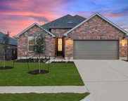 6717 Cliff Rose Dr, Spicewood image