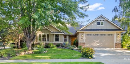 830 E Thunderbird Ct, Eagle