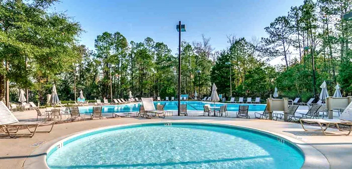 Pool at Lighthouse Pointe Condos in Tidewater