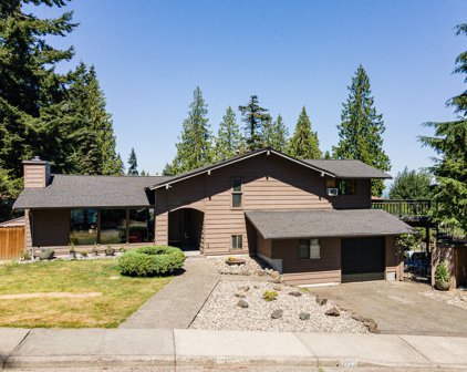 2723 Riverview Boulevard, Everett