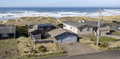 2410 NW Oceania Drive, Waldport