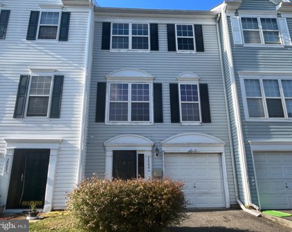 2004 Trenton Pl Se, Washington