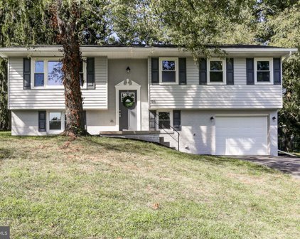 99 Fetrow Ln, New Cumberland