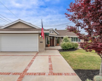 10022 Valley Forge Drive, Huntington Beach
