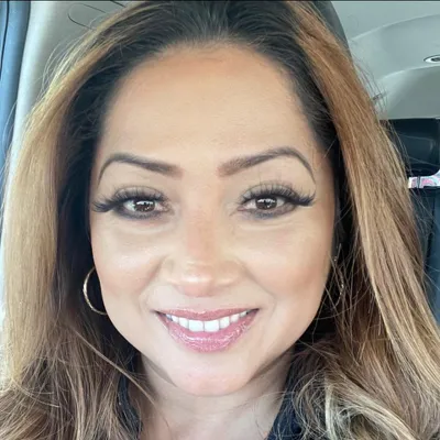 Deyci Aracely Leal, real estate salesperson at Sierra Central Real Estate