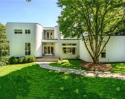 86 Chestnut Hill Lane, Briarcliff Manor image