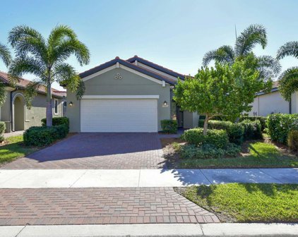 10097 Cozy Grove Drive, Venice