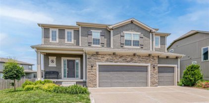 111 SE Briar Valley Lane, Blue Springs