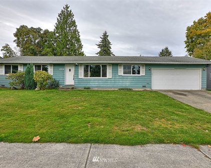 6310 Sycamore Place, Everett