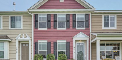 6912 Crosby Court, Minnetrista
