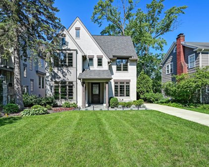 530 N Grant Street, Hinsdale