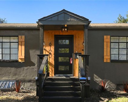 6120 Tracy Street, Kansas City