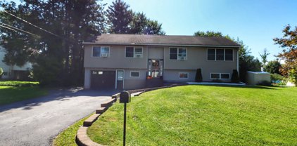 7 Greenway Drive, Glenville