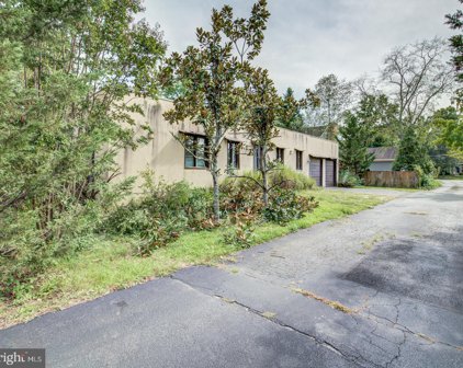 4110 Ferry Landing Rd, Alexandria