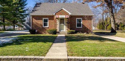5322 EAST, Loves Park