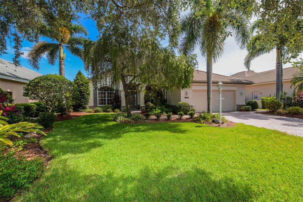 6619 Waters Edge Way, Lakewood Ranch, 34202