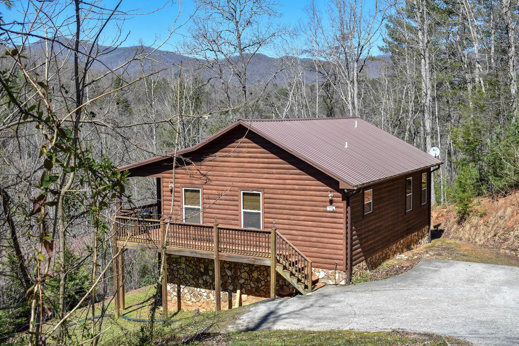 193 Holley Mountain Top Rd Bryson City 28713